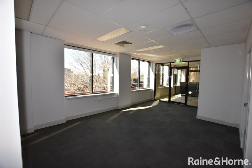 Click to view all images Suite 1/205-207 Anson Street Orange NSW 2800 - Image 2