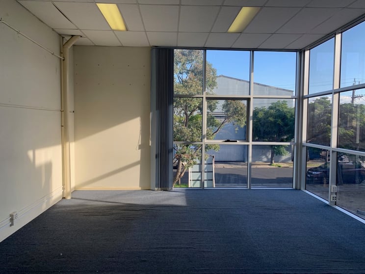 Click to view all images 29B Manton Road Oakleigh VIC 3166 - Image 3