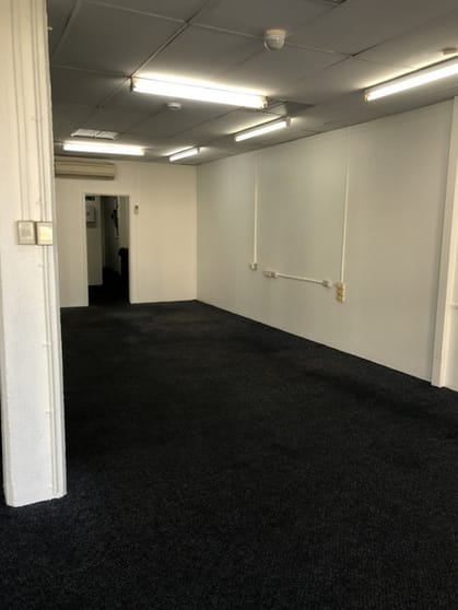 Click to view all images Shop 3/29 Miles Street Mount Isa QLD 4825 - Image 3