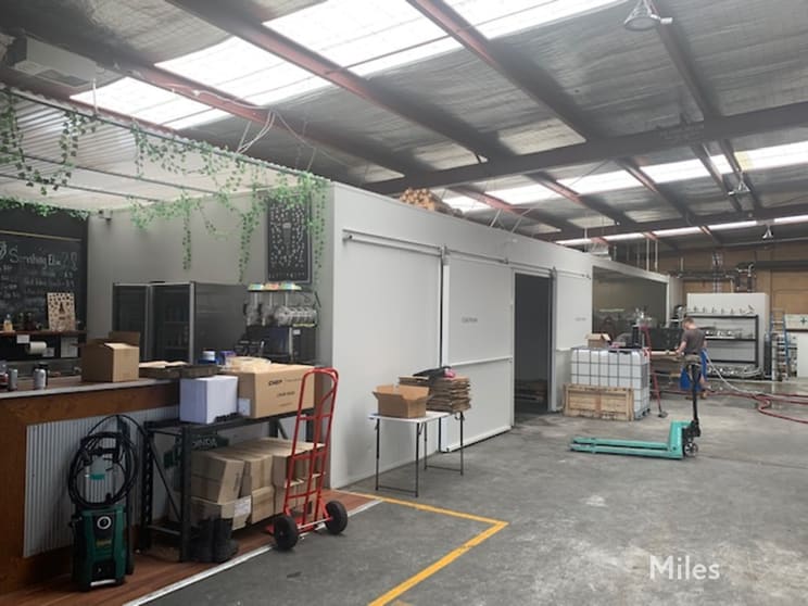 Click to view all images 28 Culverlands Street Heidelberg West VIC 3081 - Image 2