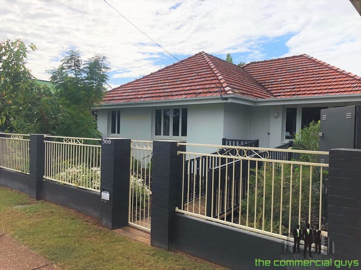 Click to view all images 566 Oxley Ave Scarborough QLD 4020 - Image 3