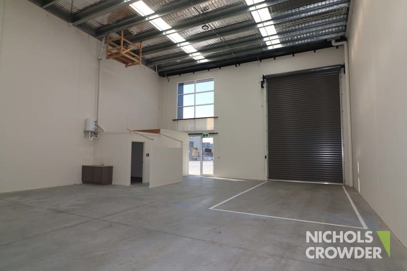 Click to view all images 12 Cedebe Place Carrum Downs VIC 3201 - Image 3