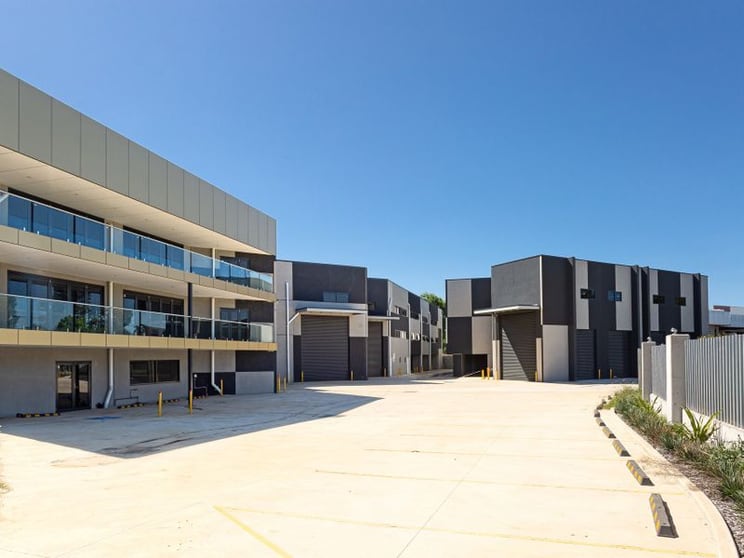Click to view all images 3/1 Phiney Place Ingleburn NSW 2565 - Image 2