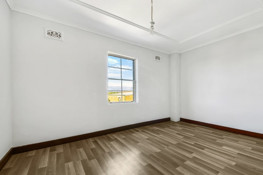Click to view all images 32 The Strand Croydon NSW 2132 - Image 2