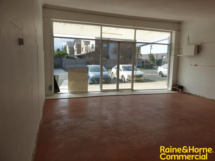 Click to view all images 7 Maryvale Avenue Liverpool NSW 2170 - Image 2