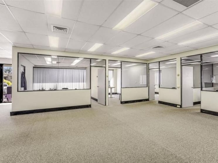 Click to view all images 19 Ayrshire Crescent Sandgate NSW 2304 - Image 3