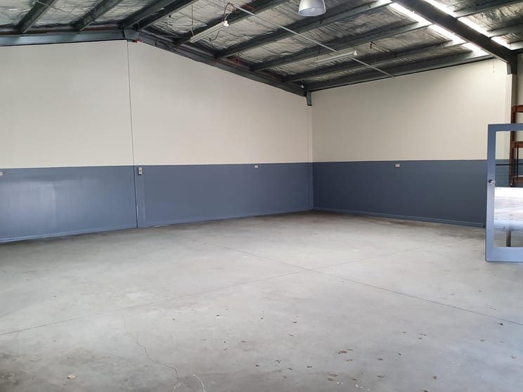 Click to view all images Rear 342 Main North Road Blair Athol SA 5084 - Image 3