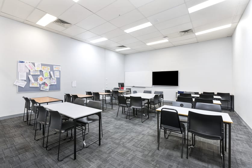 Click to view all images A-B/126 Springvale Road Springvale VIC 3171 - Image 2
