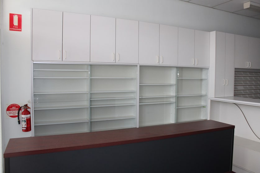 Click to view all images 128 Gray Street Hamilton VIC 3300 - Image 2