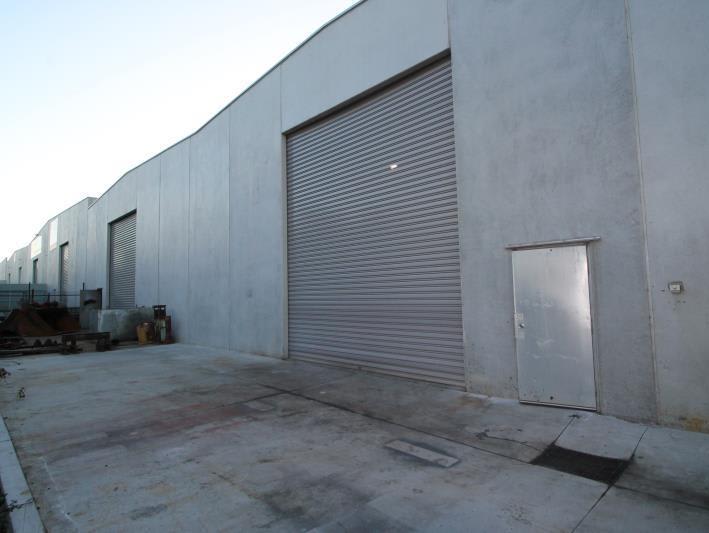 Click to view all images Unit 2/68 Peet Street Pakenham VIC 3810 - Image 3