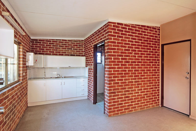 Click to view all images 1/7 Gesham Way Bomaderry NSW 2541 - Image 3
