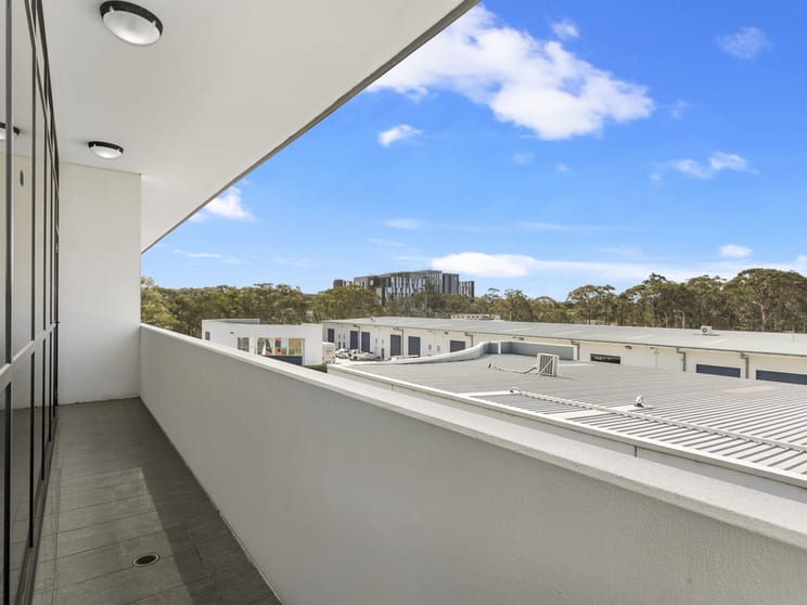 Click to view all images 4.03/10 Tilley Lane Frenchs Forest NSW 2086 - Image 3