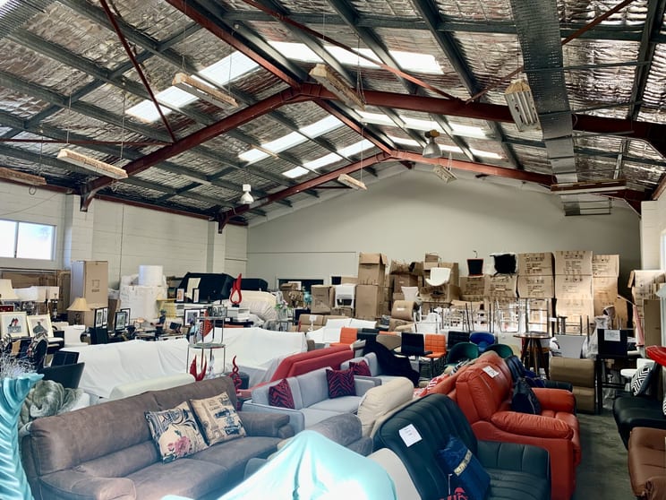 Click to view all images Unit 2/37 Upton Street Bundall QLD 4217 - Image 3