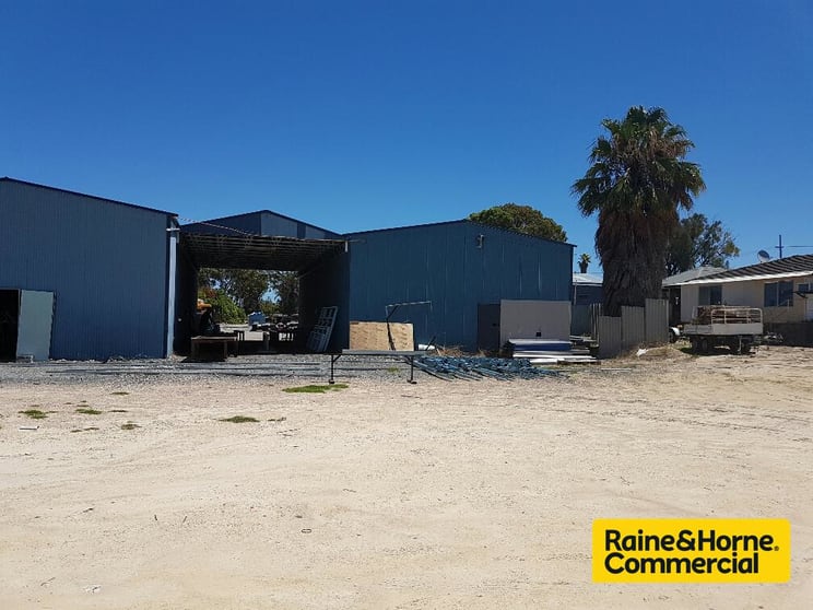 Click to view all images 108 Windsor Road Wangara WA 6065 - Image 3