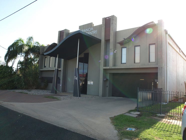 Click to view all images 54 Hawthorne Street Roma QLD 4455 - Image 2