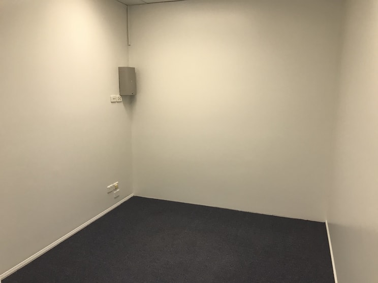 Click to view all images 2/9 East Street Caboolture QLD 4510 - Image 3