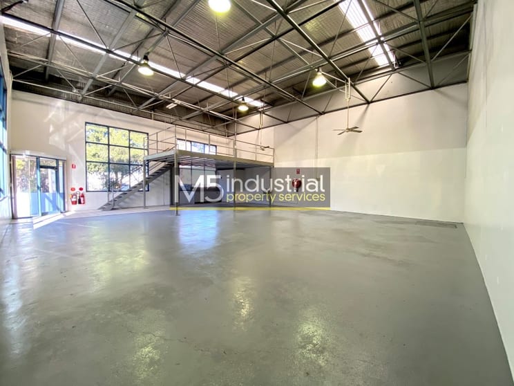 Click to view all images 13/94 Bryant Street Padstow NSW 2211 - Image 3