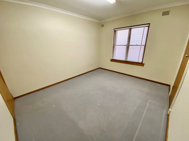 Click to view all images 4/687 Pittwater Road Dee Why NSW 2099 - Image 2