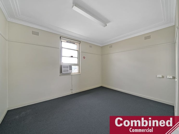 Click to view all images 7/100 Arygle Street Camden NSW 2570 - Image 2