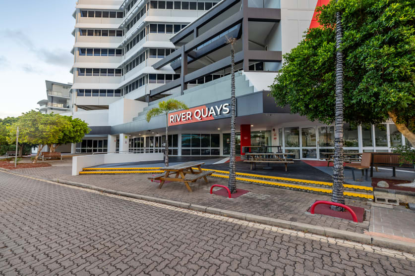 Click to view all images 7 Tomlins Street South Townsville QLD 4810 - Image 2