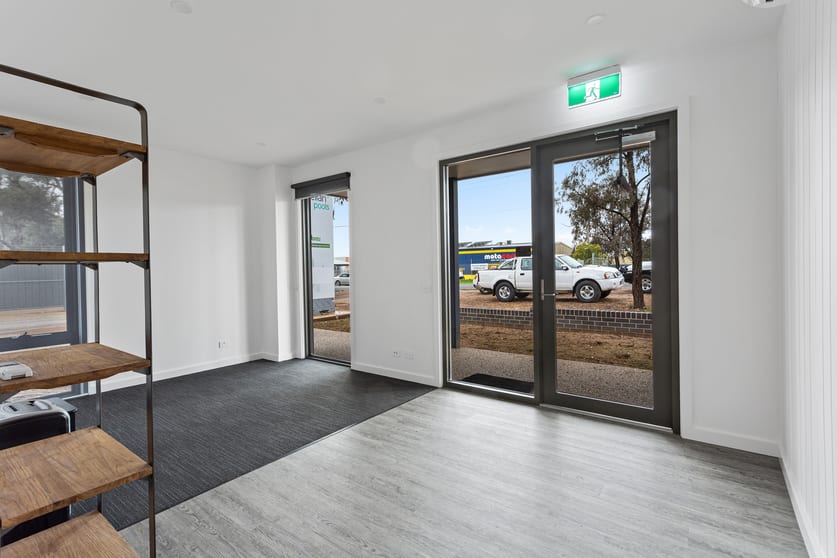 Click to view all images 80 Beischer Street Bendigo VIC 3550 - Image 3