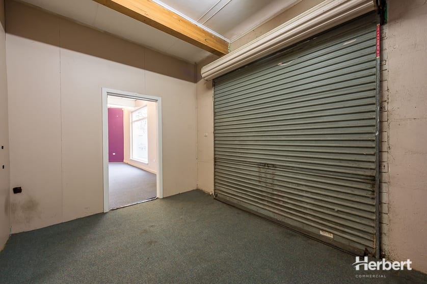 Click to view all images 1 GRAY STREET Mount Gambier SA 5290 - Image 3