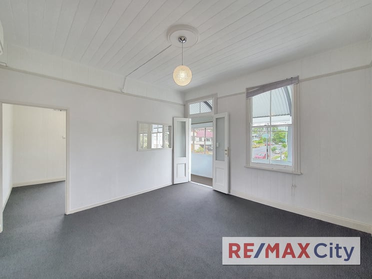 Click to view all images Level 1/22 Juliette Street Annerley QLD 4103 - Image 3