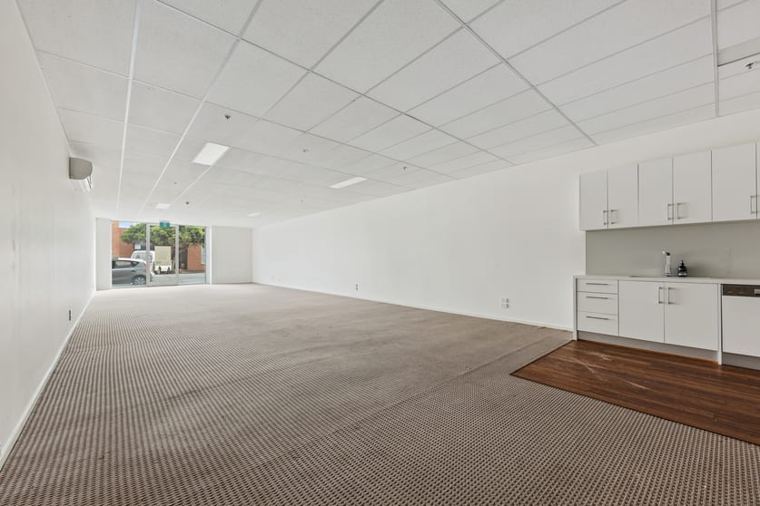 Click to view all images 1/143 Noone Street Clifton Hill VIC 3068 - Image 1