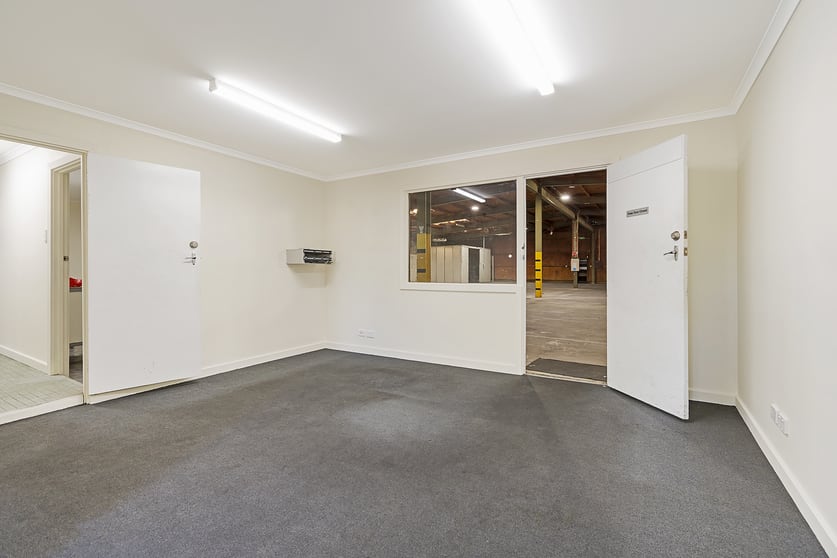 Click to view all images 20-22 Charles Road Beverley SA 5009 - Image 2
