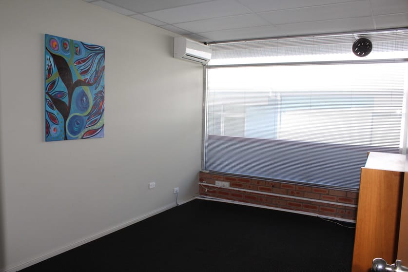 Click to view all images 8/3 Orient Street Batemans Bay NSW 2536 - Image 2