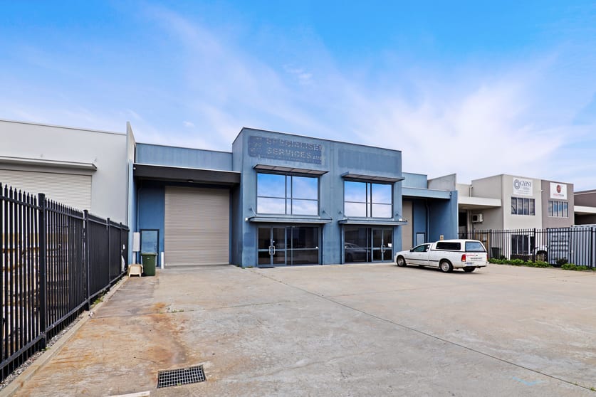 Unit 1, 16 Tacoma Circuit Canning Vale WA 6155 - Image 2