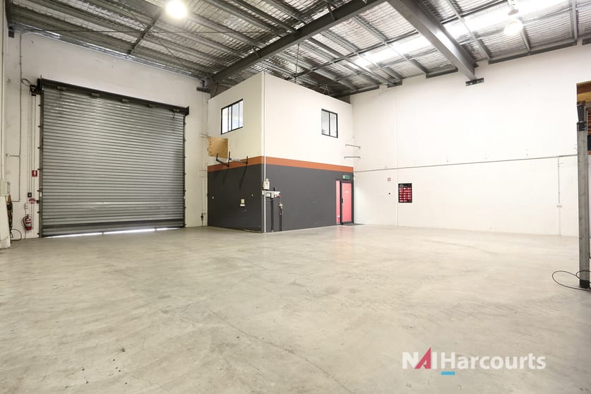 Click to view all images 10/18 Hinkler Court Brendale QLD 4500 - Image 3