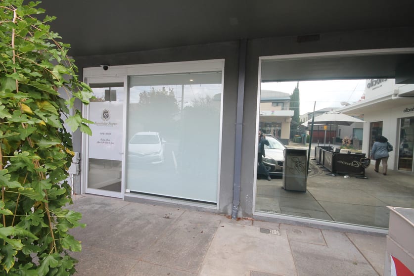 Click to view all images 242 Waterdale Road Ivanhoe VIC 3079 - Image 2