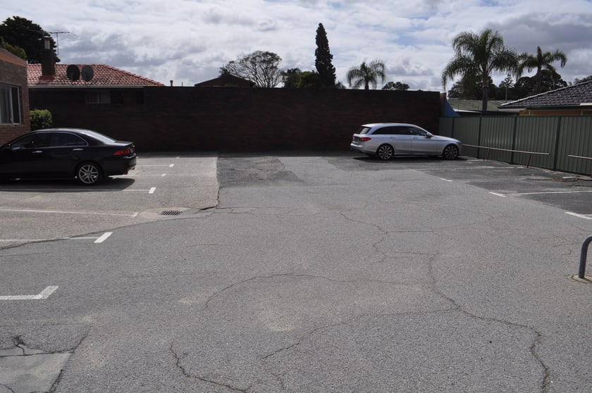 Click to view all images Suite 4/Level 1, 284 Alexander Drive Dianella WA 6059 - Image 2