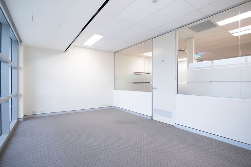 Click to view all images 2.09/4 Columbia Court Norwest NSW 2153 - Image 3