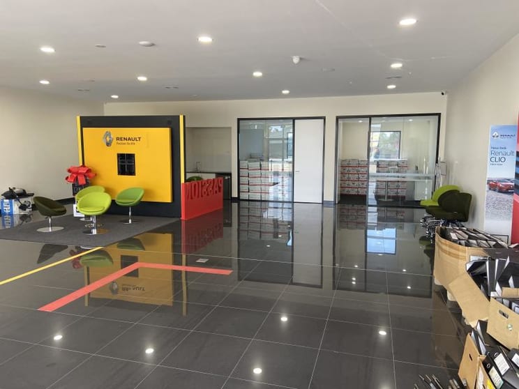 Click to view all images 1 & 2/56 Bourke Street Dubbo NSW 2830 - Image 3