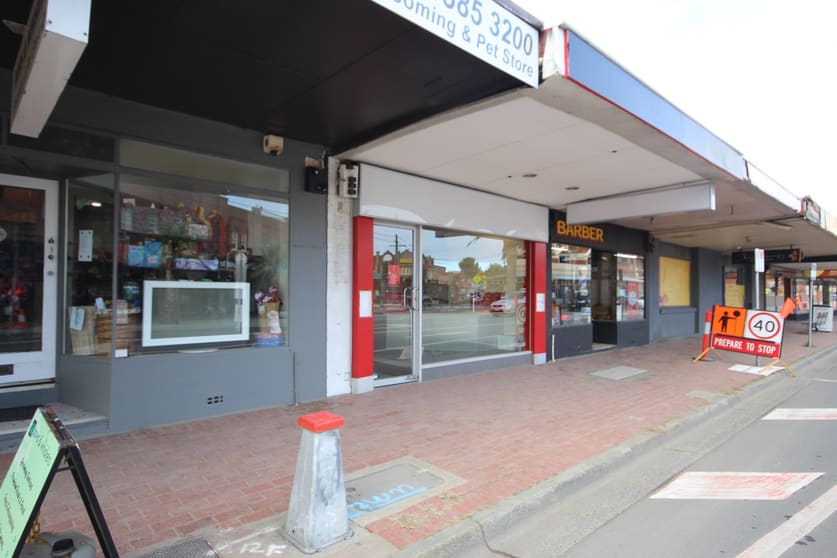 Click to view all images 3 Como Parade West Mentone VIC 3194 - Image 2