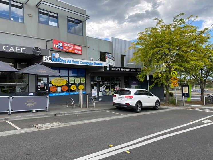 Click to view all images 2A Lambourn Road Watsonia VIC 3087 - Image 2