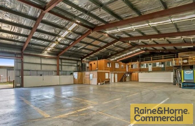 Click to view all images 1/178 Beatty Road Archerfield QLD 4108 - Image 3