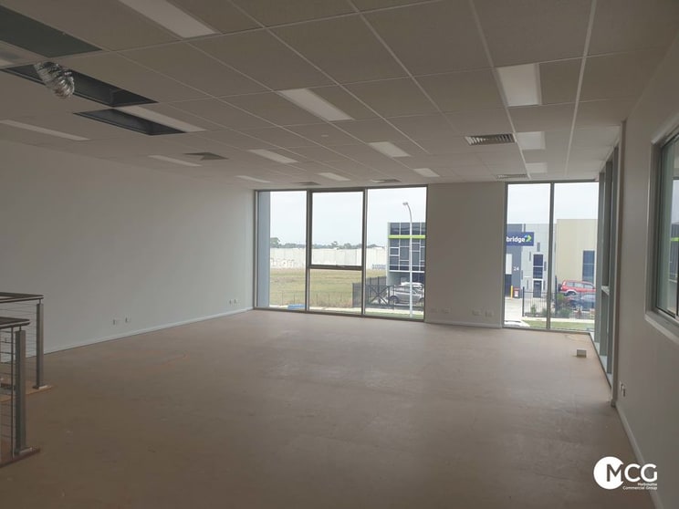 Click to view all images 27 Trevi Crescent Tullamarine VIC 3043 - Image 3