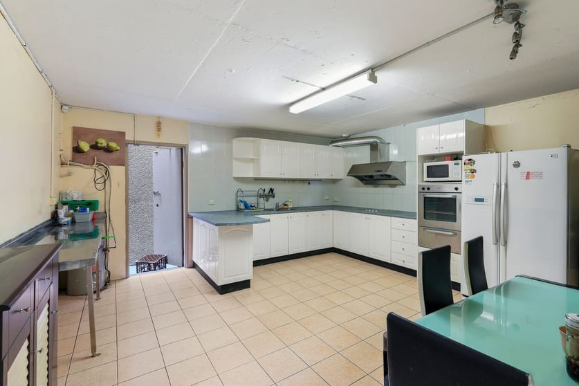 Click to view all images 38-40 Sydenham Road Marrickville NSW 2204 - Image 3