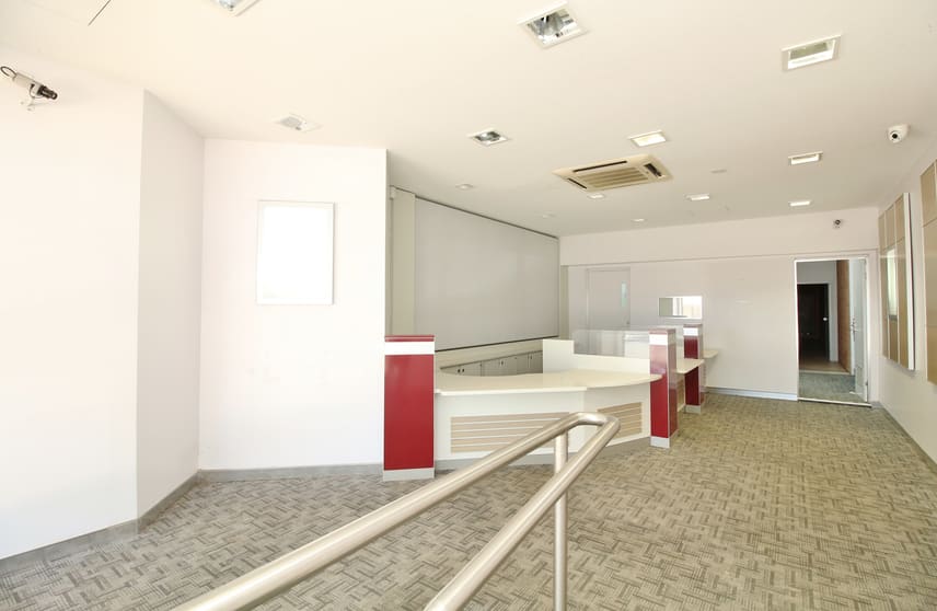 Click to view all images 370 Banna Avenue Griffith NSW 2680 - Image 1