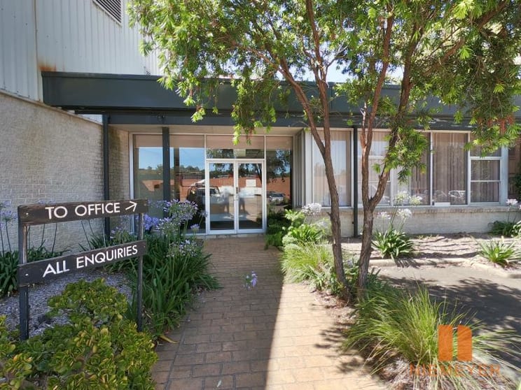 Click to view all images Seven Hills NSW 2147 - Image 3