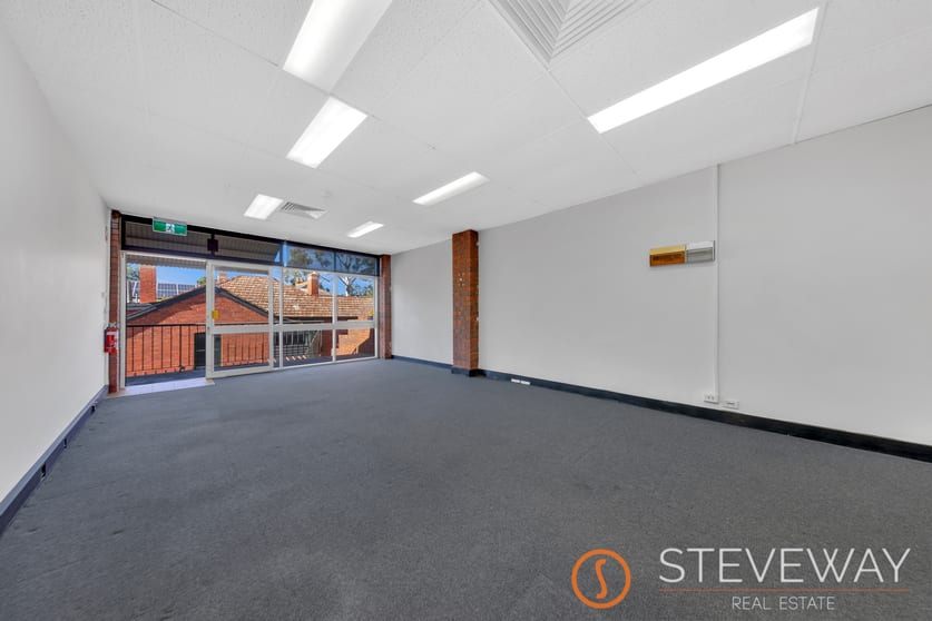 Click to view all images 1st Floor 132 Martin Street Brighton VIC 3186 - Image 3