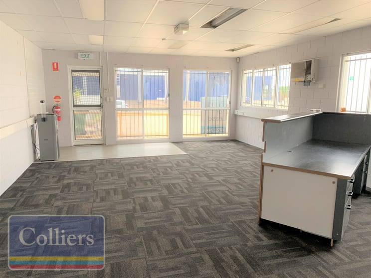 Click to view all images 3 O'Keefe Court Garbutt QLD 4814 - Image 3