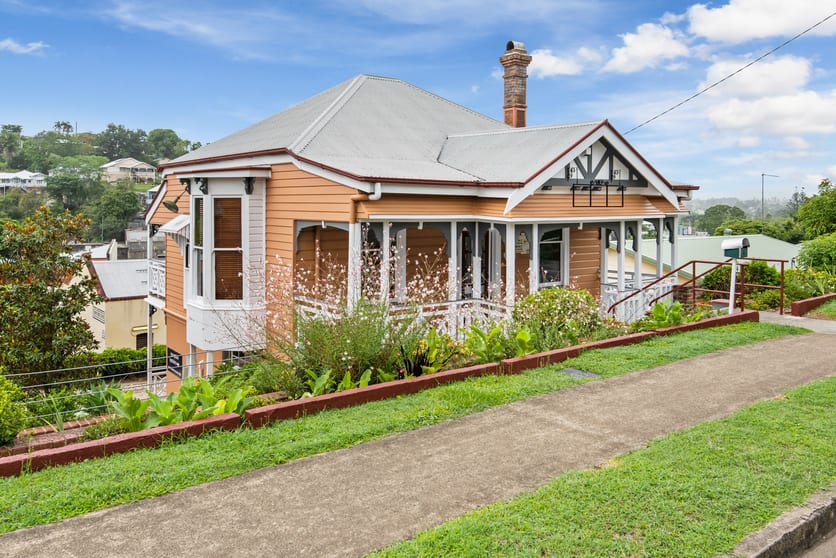 Click to view all images 4 Nash Street Gympie QLD 4570 - Image 3