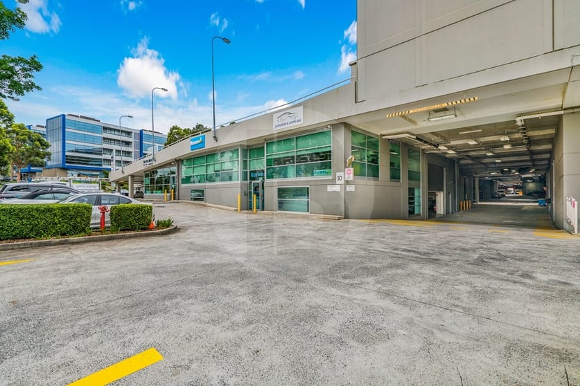 Click to view all images 2/1 Celebration Drive Bella Vista NSW 2153 - Image 1