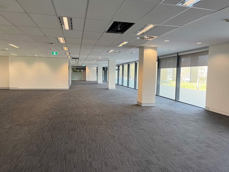 Click to view all images Kingston ACT 2604 - Image 3