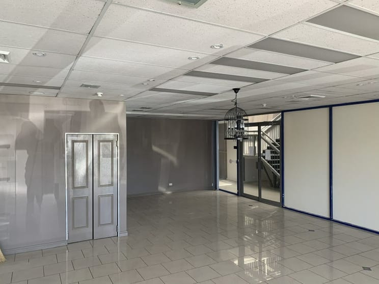 Click to view all images Shop 8/14 Brierly St Weston ACT 2611 - Image 2