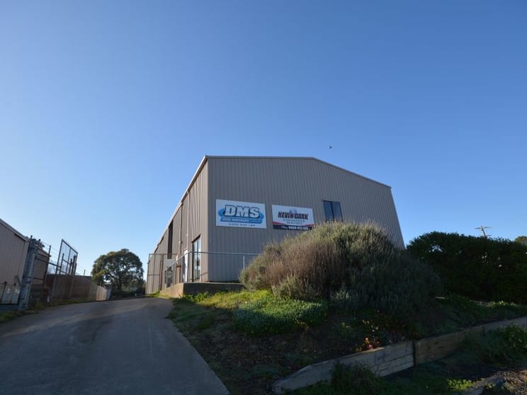 Click to view all images 8 Kunara Cres Portland VIC 3305 - Image 1